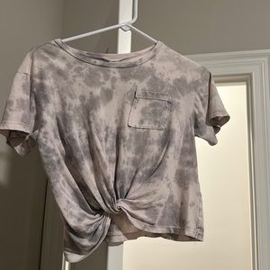 Nordstrom grey and white tie-dye t-shirt.